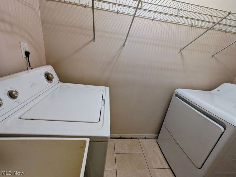 25 Trenton Square, Unit T-54, Euclid, OH 44143 Photo 31
