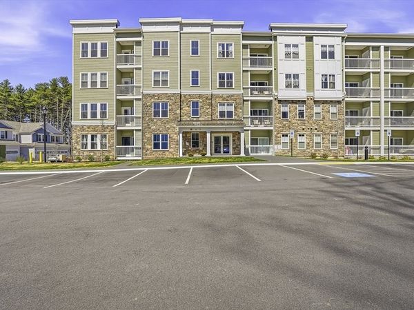 4 Winslow Lane, Unit 410, Grafton, MA 01536
