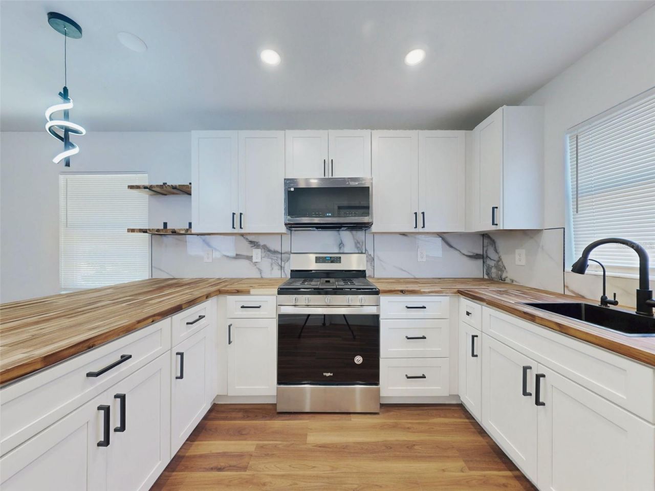 410 Inwood Avenue , New Smyrna Beach, FL 32168 Photo