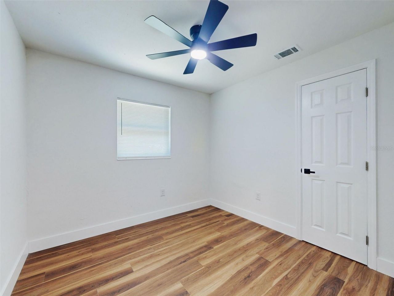 410 Inwood Avenue , New Smyrna Beach, FL 32168 Photo