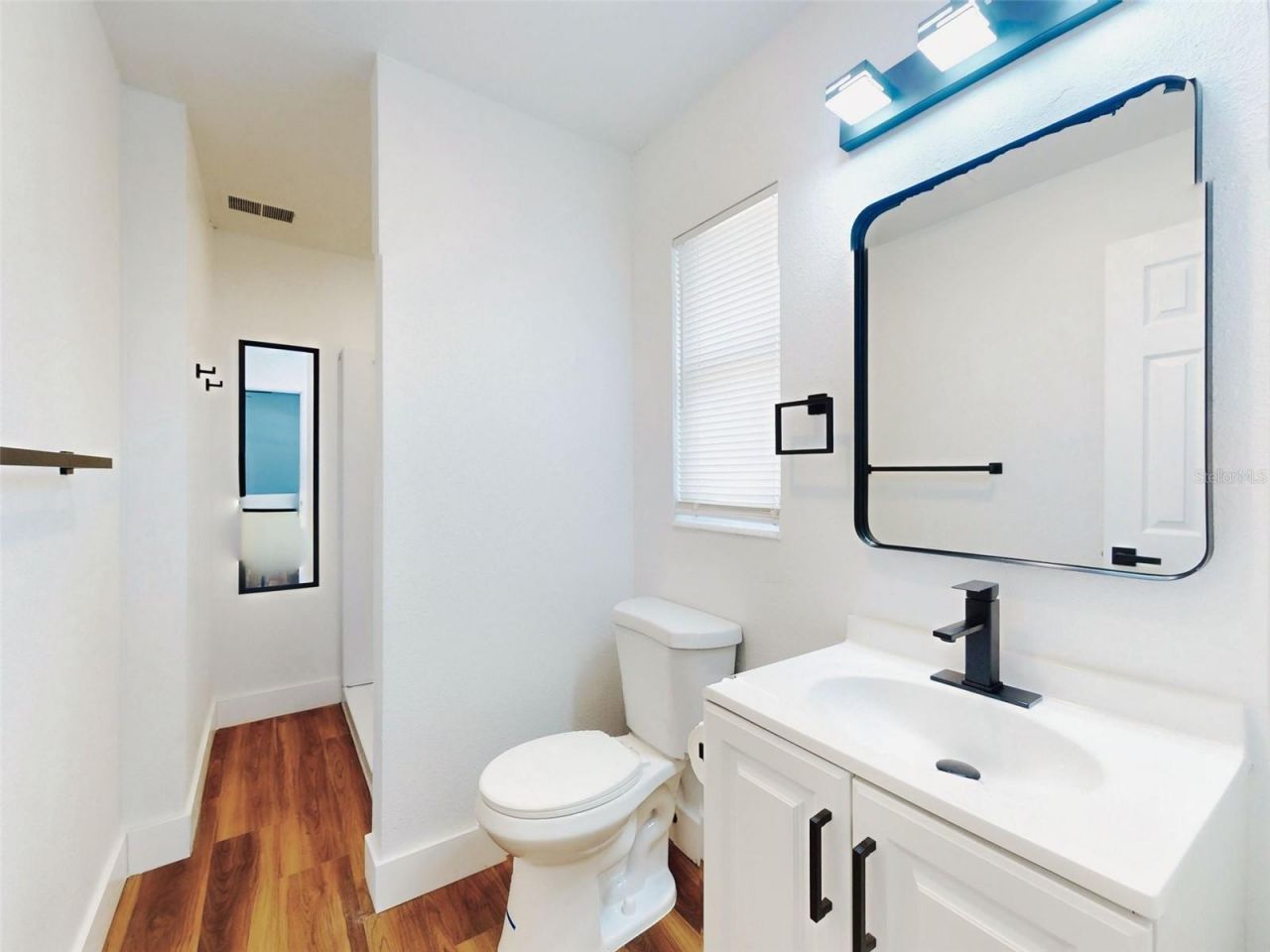 410 Inwood Avenue , New Smyrna Beach, FL 32168 Photo