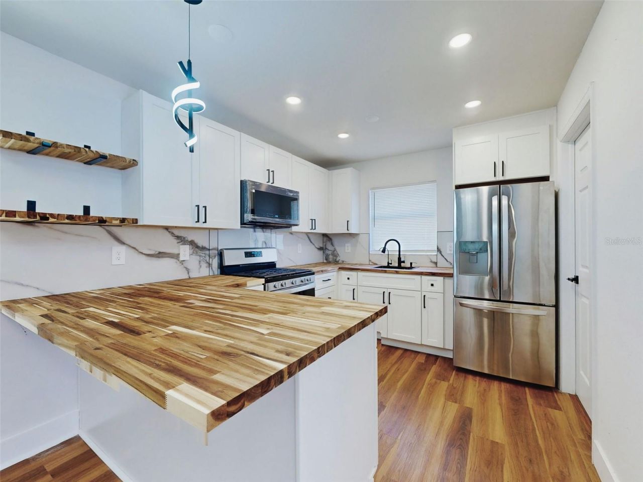 410 Inwood Avenue , New Smyrna Beach, FL 32168 Photo