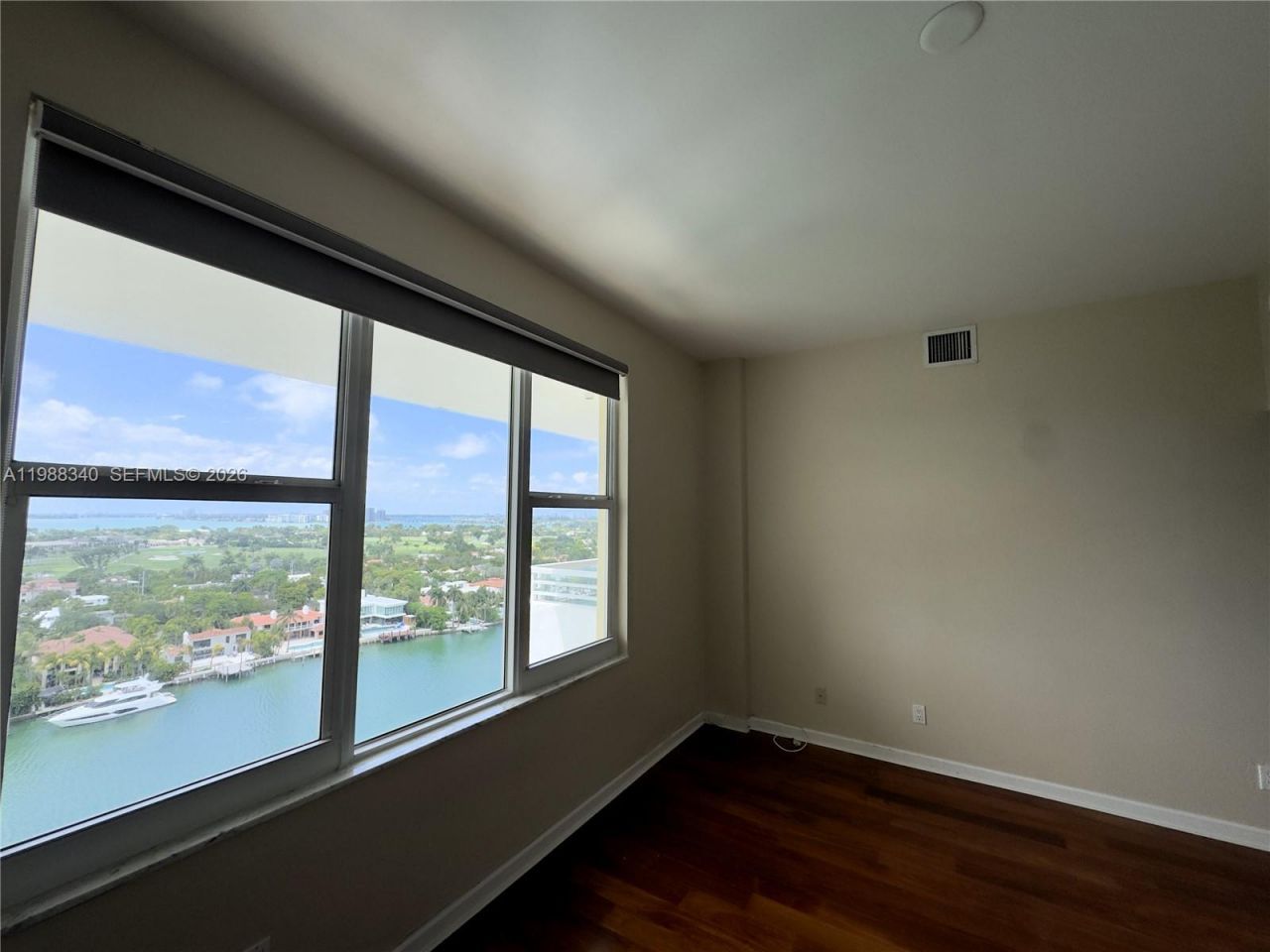 5600 Collins Ave , Unit 17G, Miami Beach, FL 33140 Photo