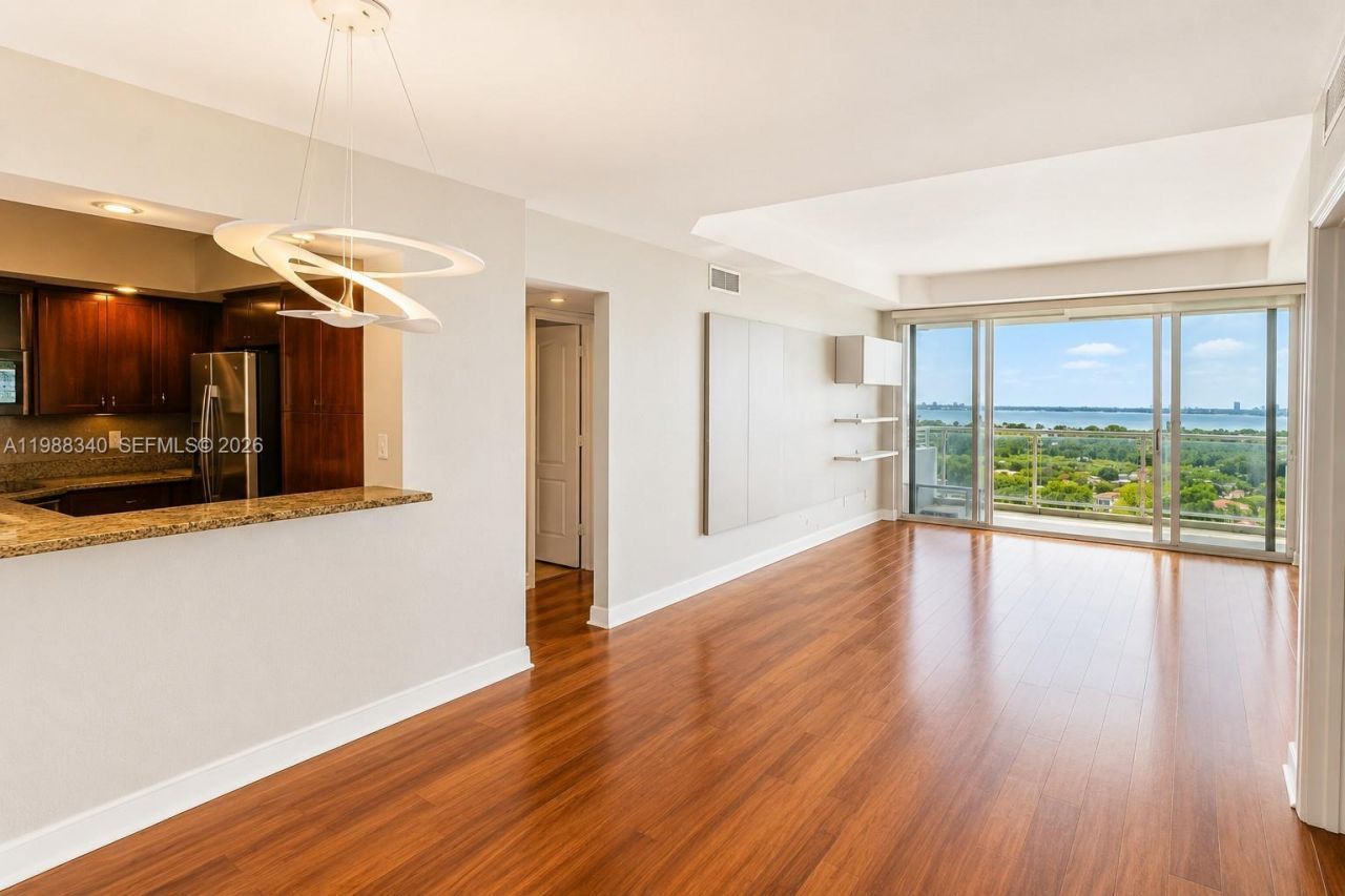 5600 Collins Ave, Unit 17G, Miami Beach, FL 33140 Photo