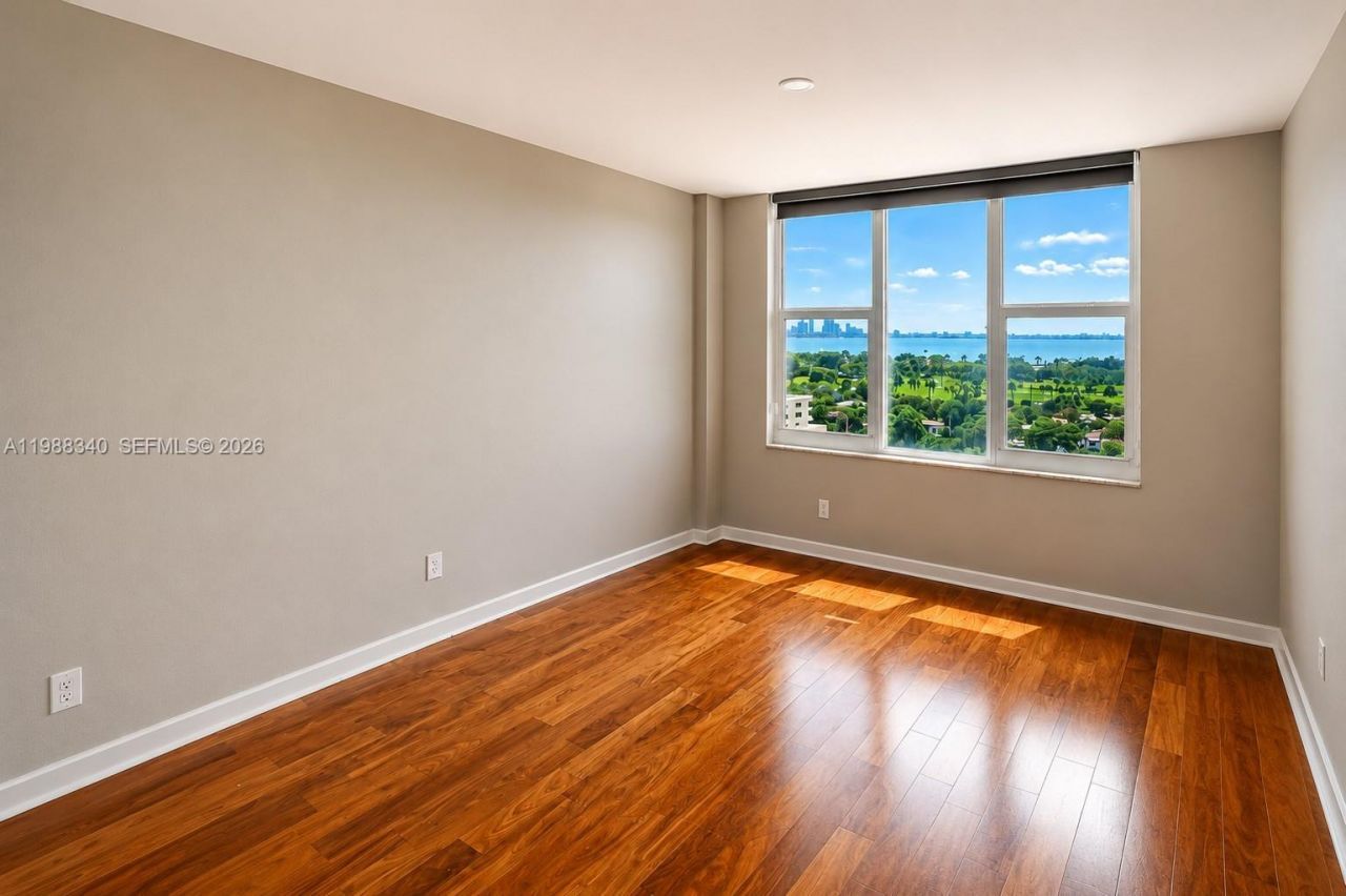 5600 Collins Ave, Unit 17G, Miami Beach, FL 33140 Photo