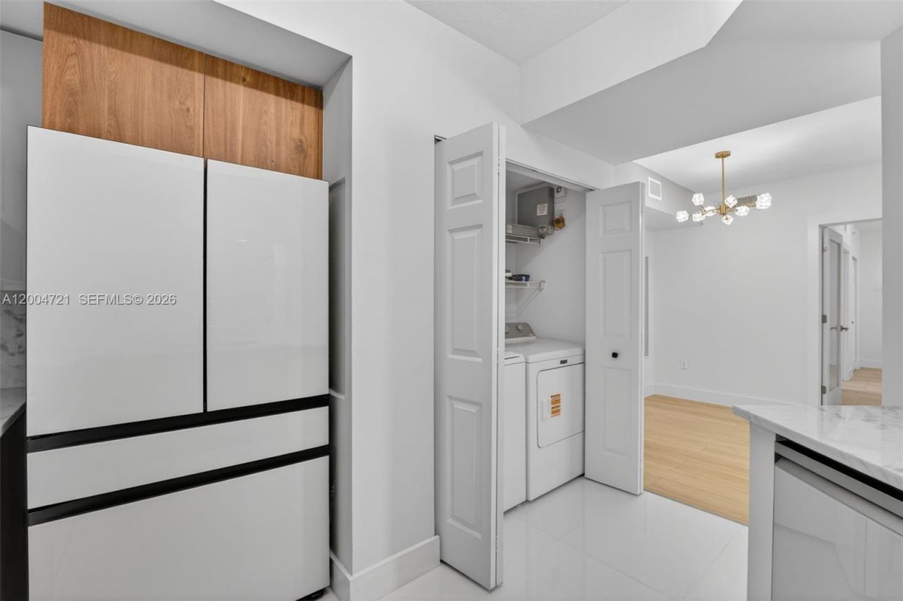 2401 NE 65th St, Unit 205, Fort Lauderdale, FL 33308 Photo