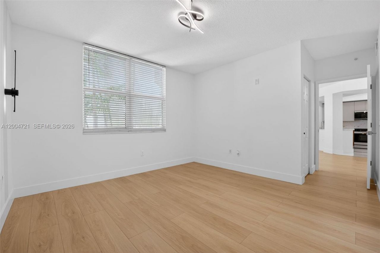 2401 NE 65th St , Unit 205, Fort Lauderdale, FL 33308 Photo