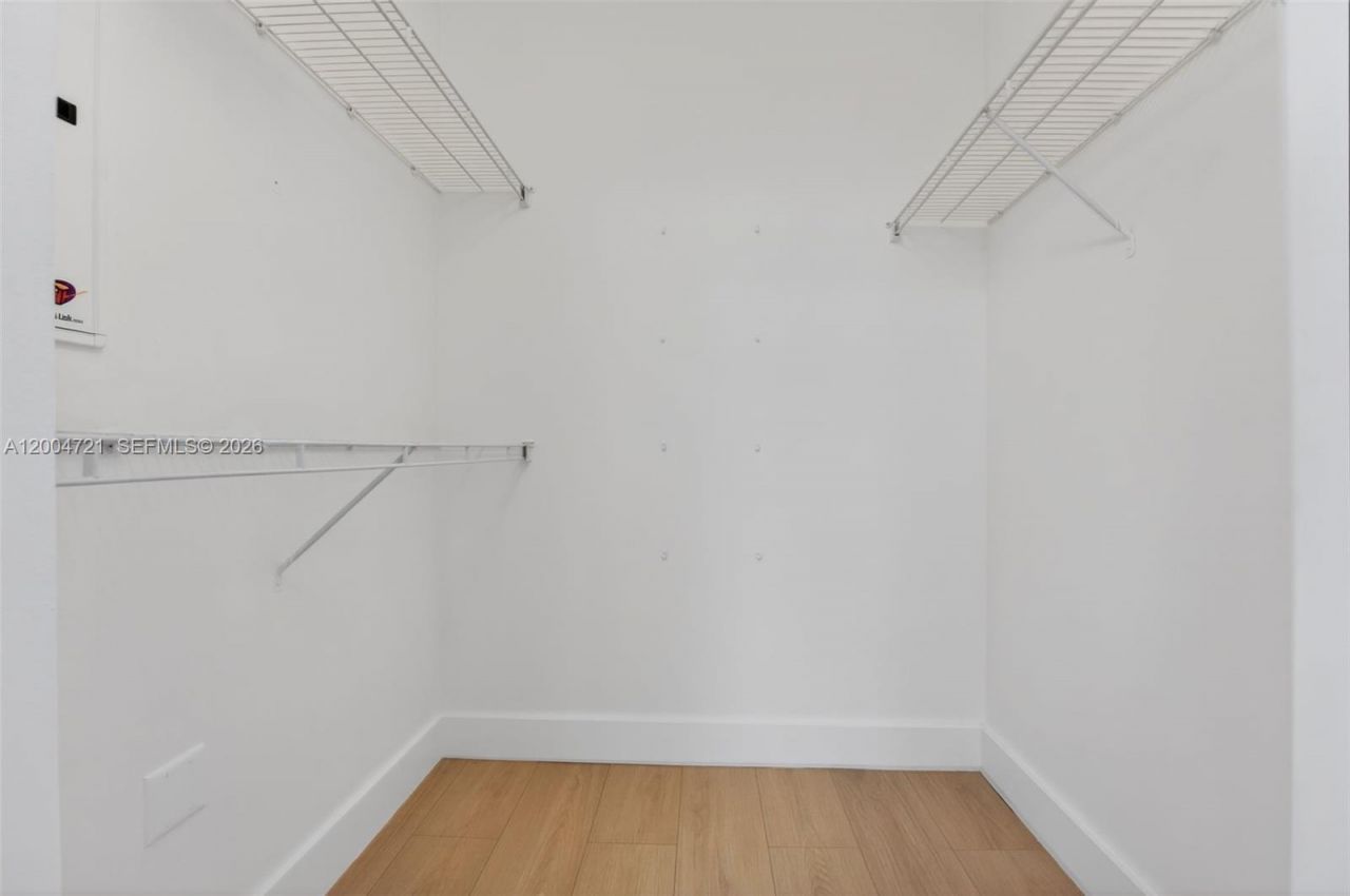 2401 NE 65th St , Unit 205, Fort Lauderdale, FL 33308 Photo