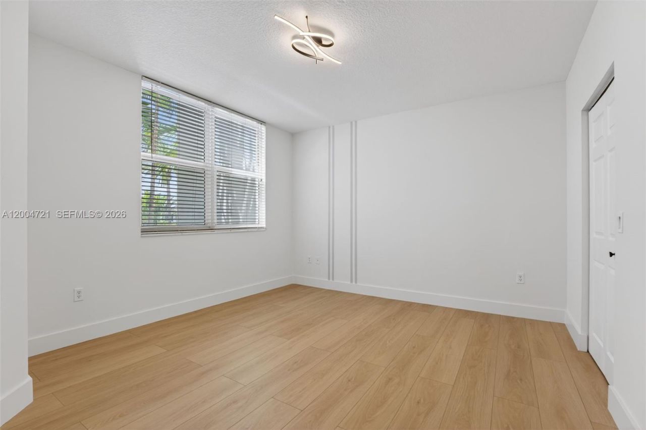 2401 NE 65th St , Unit 205, Fort Lauderdale, FL 33308 Photo