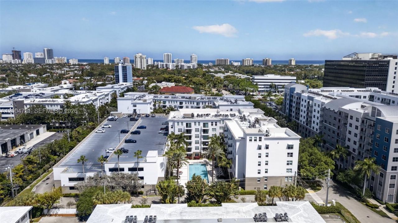 2401 NE 65th St , Unit 205, Fort Lauderdale, FL 33308 Photo