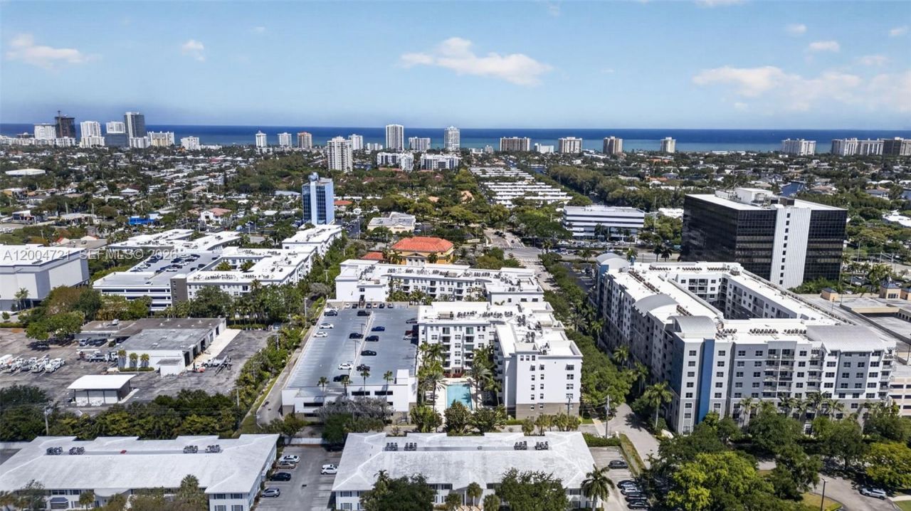 2401 NE 65th St, Unit 205, Fort Lauderdale, FL 33308 Photo