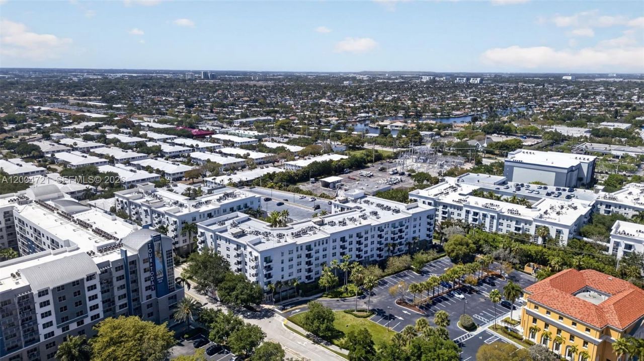 2401 NE 65th St , Unit 205, Fort Lauderdale, FL 33308 Photo