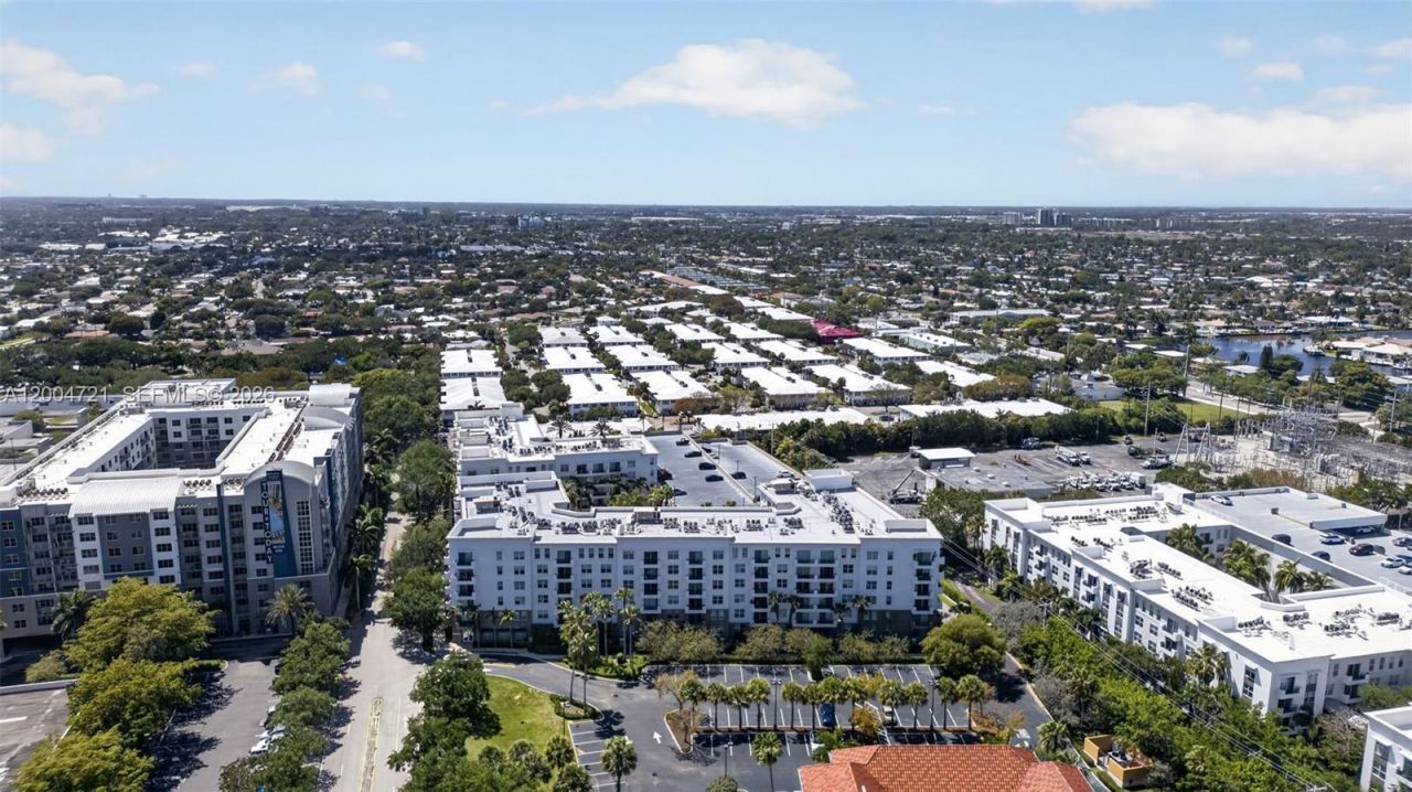 2401 NE 65th St, Unit 205, Fort Lauderdale, FL 33308 Photo