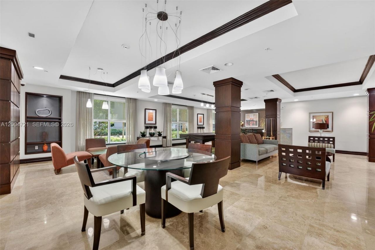 2401 NE 65th St , Unit 205, Fort Lauderdale, FL 33308 Photo