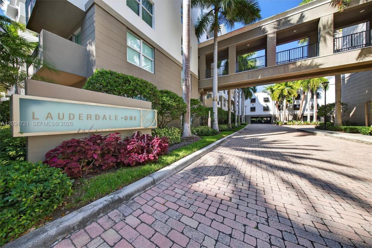 2401 NE 65th St, Unit 205, Fort Lauderdale, FL 33308 Photo
