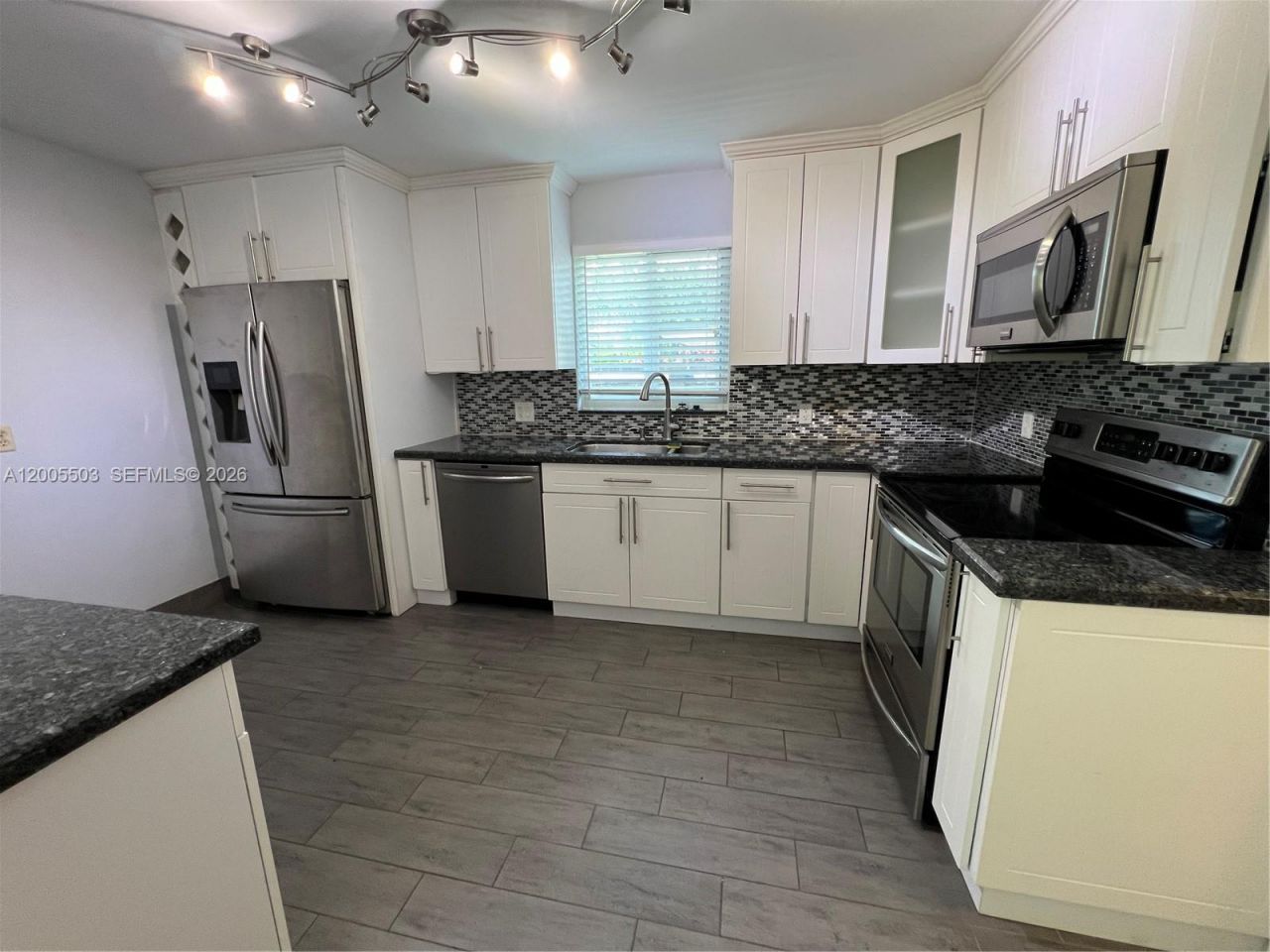 432 Palmetto Dr, Miami Springs, FL 33166 Photo