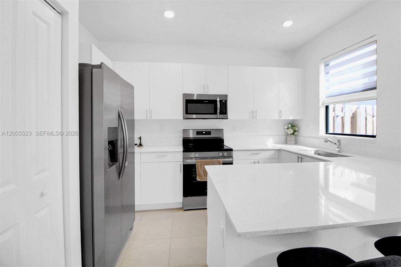 12866 SW 232nd Ln, Unit 12866, Homestead, FL 33032 Photo