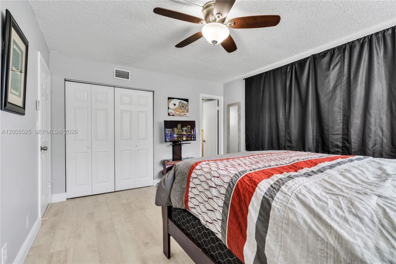 3777 NW 78th Ave, Unit 15A, Davie, FL 33024 Photo