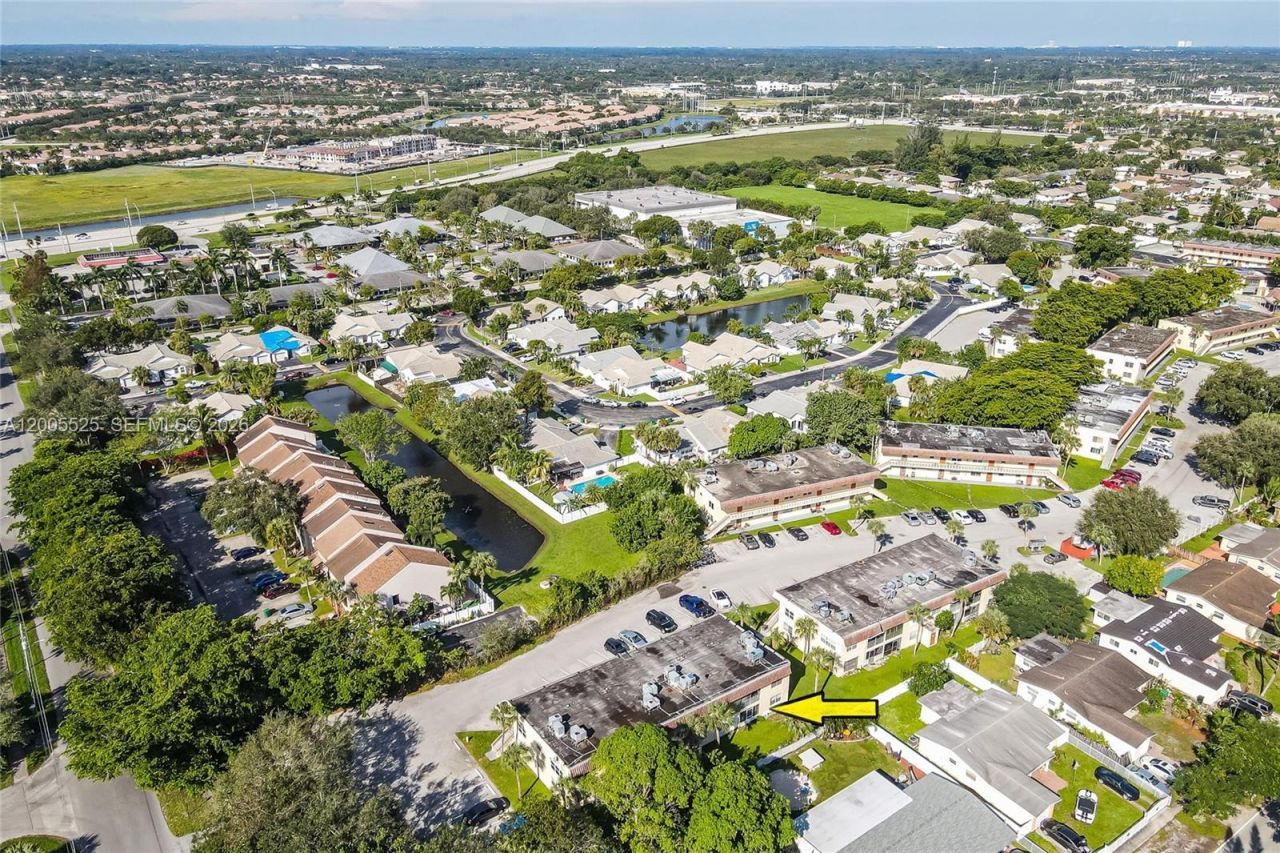 3777 NW 78th Ave, Unit 15A, Davie, FL 33024 Photo
