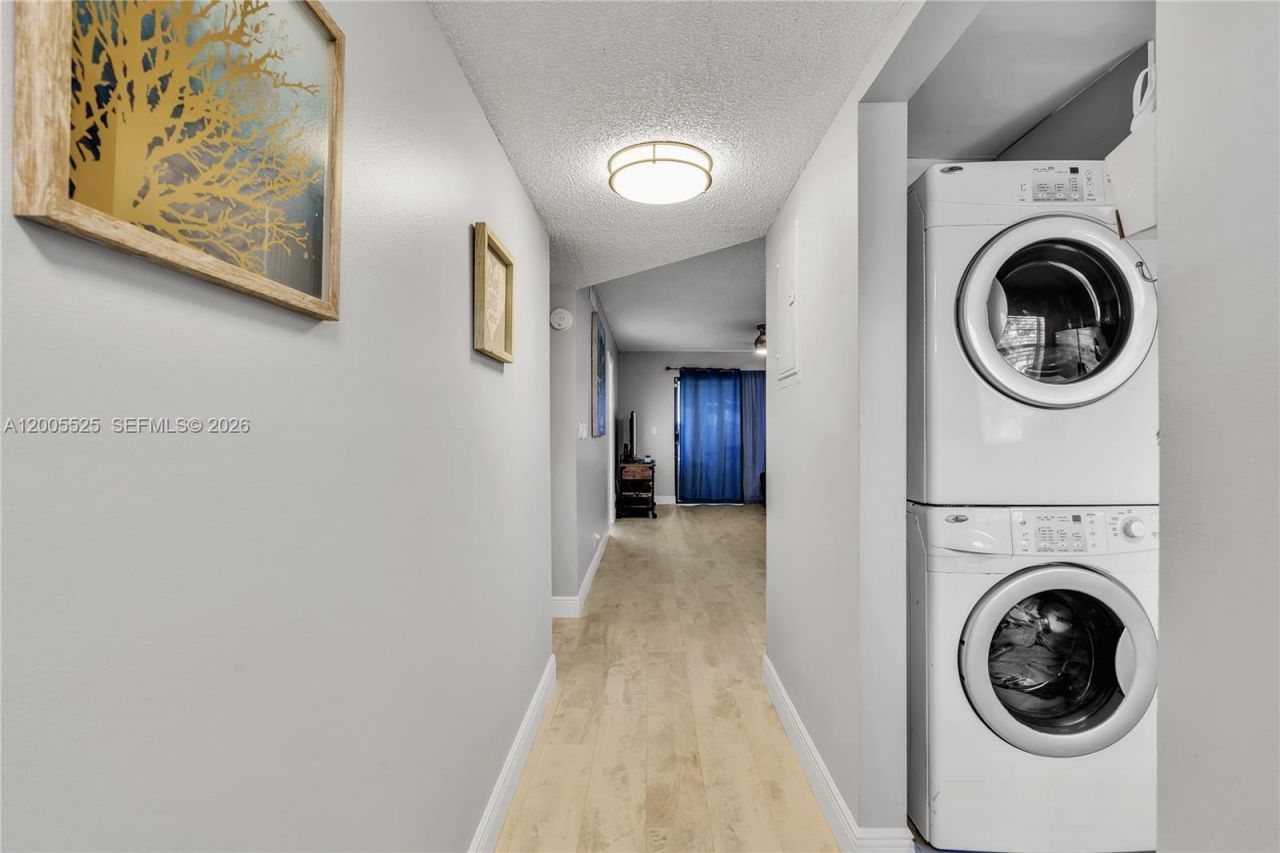 3777 NW 78th Ave, Unit 15A, Davie, FL 33024 Photo