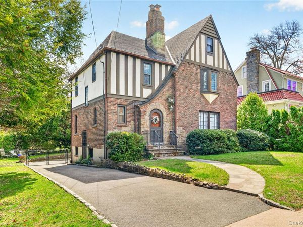 307 Hollywood Avenue , Tuckahoe, NY 10707