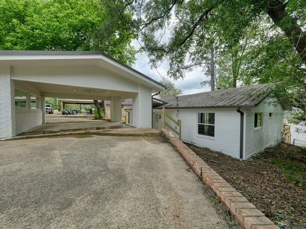 1221 Chateau Lane , Hideaway, TX 75771