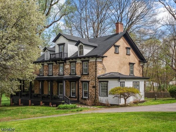 23 E Mill Rd, Washington, NJ 07853