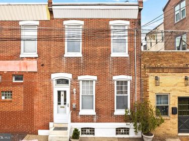 2438 CEDAR STREET, PHILADELPHIA, PA 19125