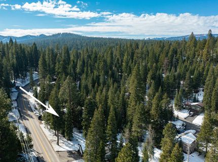 10694 Ponderosa Drive, Truckee, CA 96161 Photo