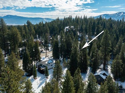 10694 Ponderosa Drive, Truckee, CA 96161 Photo
