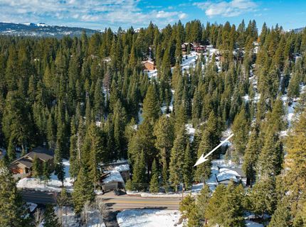 10694 Ponderosa Drive, Truckee, CA 96161 Photo