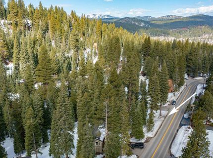 10694 Ponderosa Drive, Truckee, CA 96161 Photo