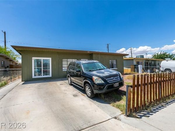 705 Harvard Street, Las Vegas, NV 89107