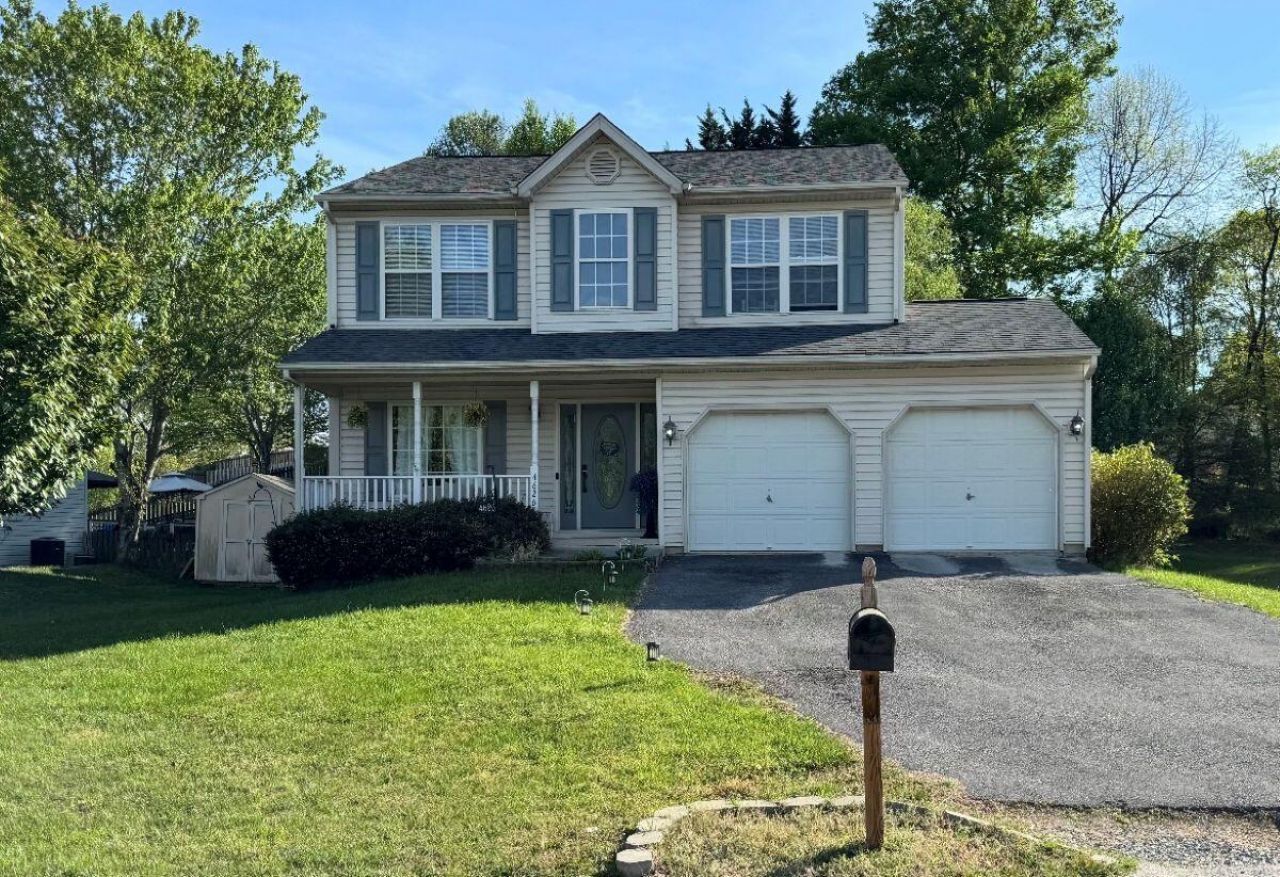 4626 Nevis Dr, Salem, VA 24153 Main Photo
