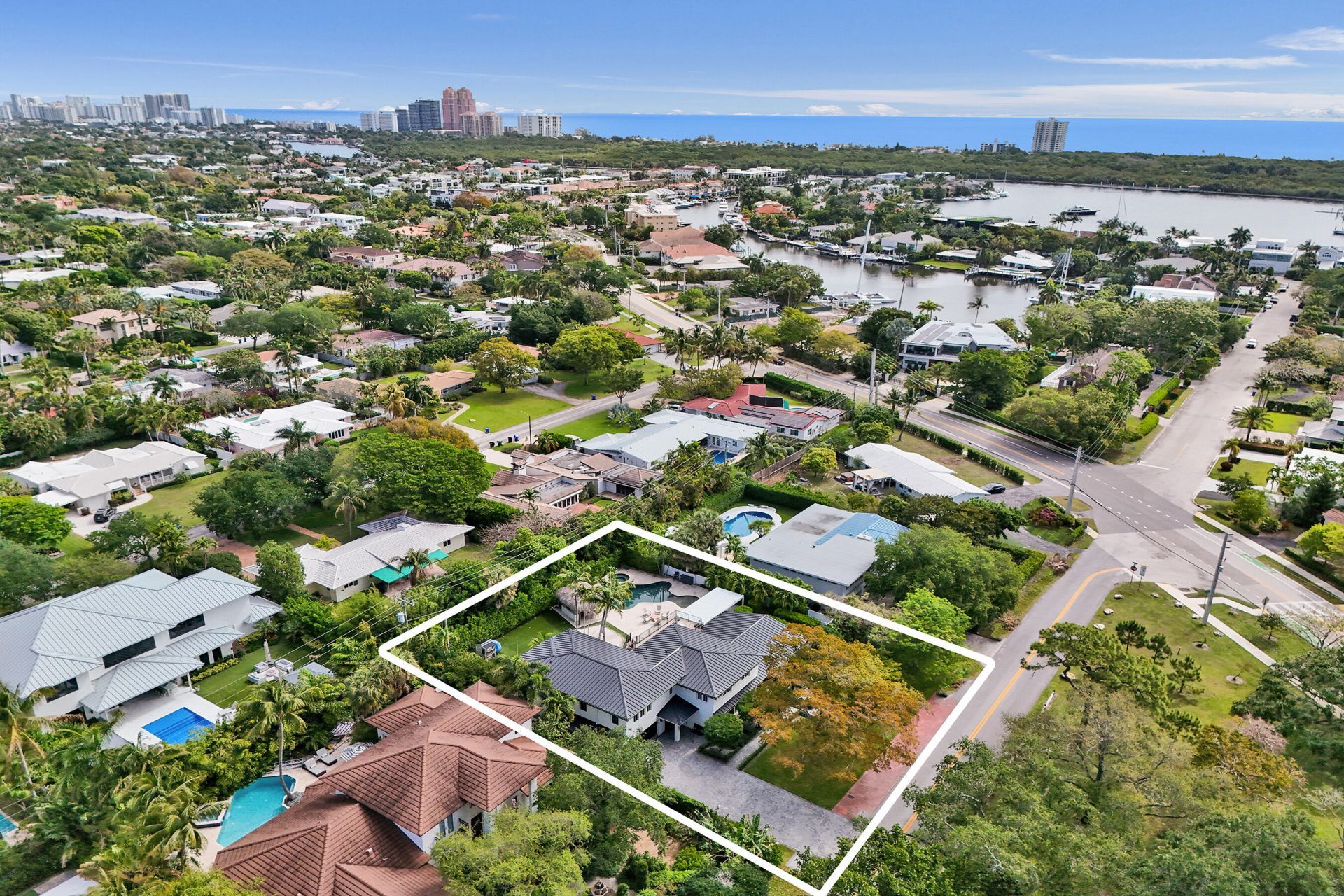 2421 NE 12th Street, Fort Lauderdale, FL 33304 Photo