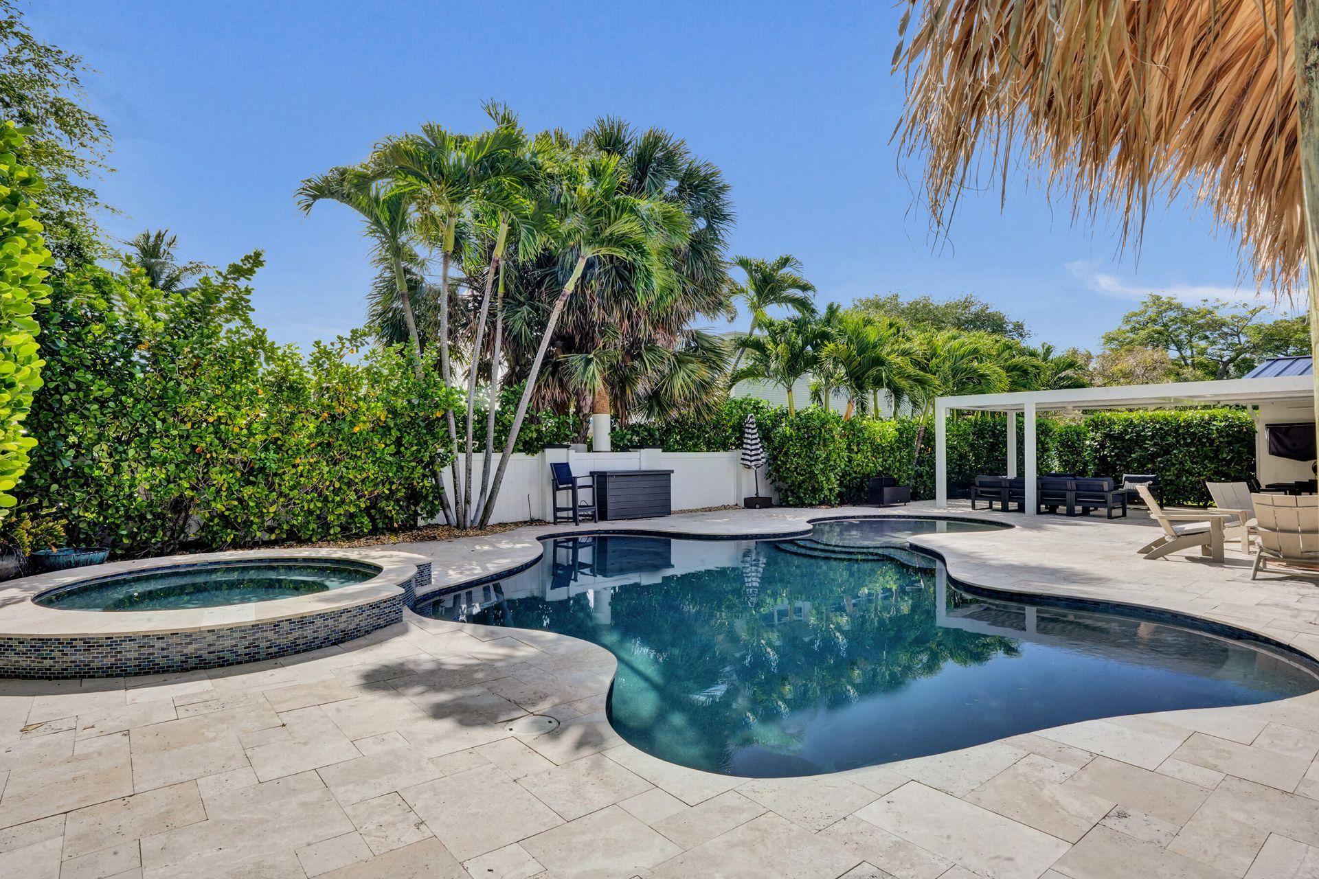 2421 NE 12th Street, Fort Lauderdale, FL 33304 Photo