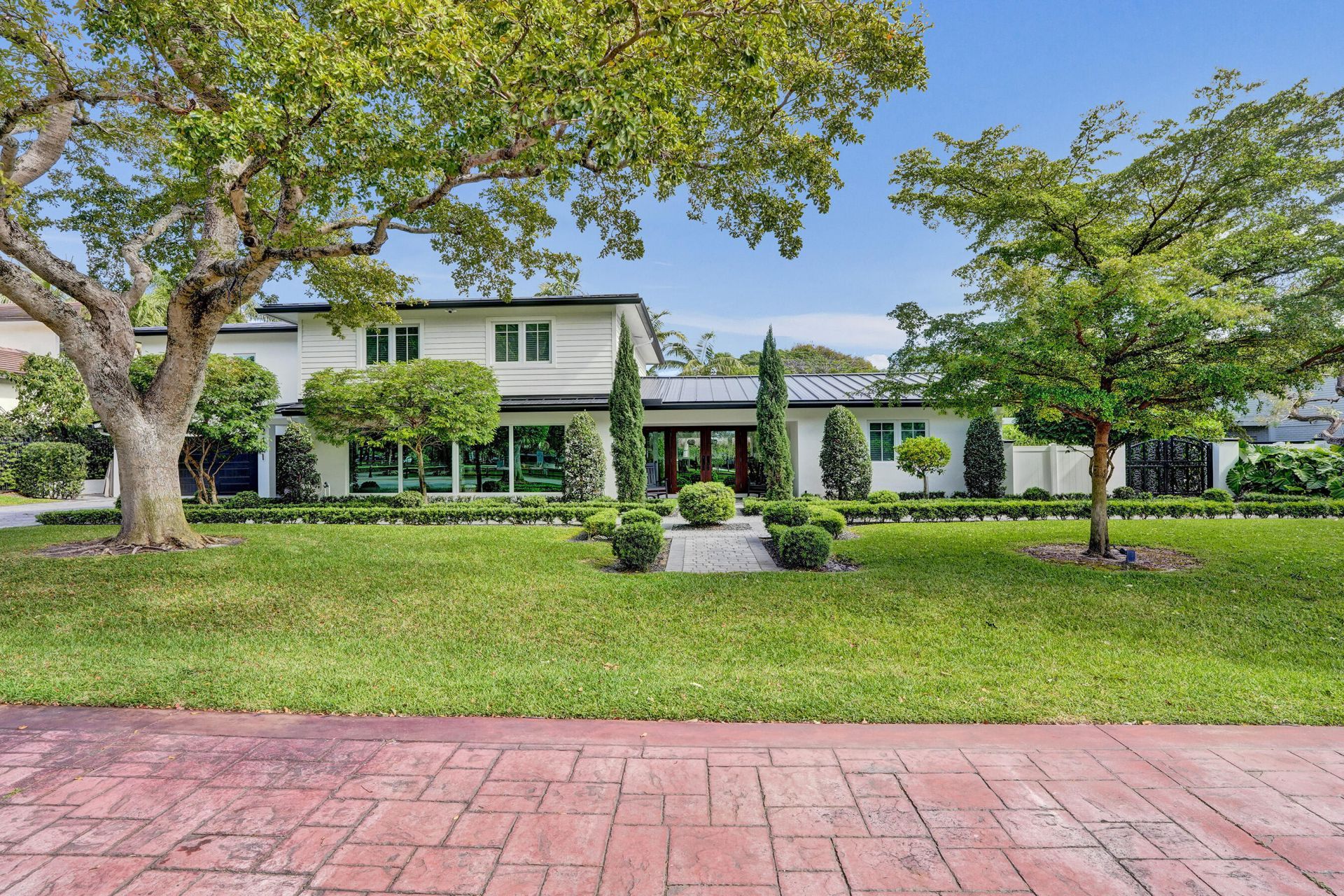 2421 NE 12th Street, Fort Lauderdale, FL 33304 Photo