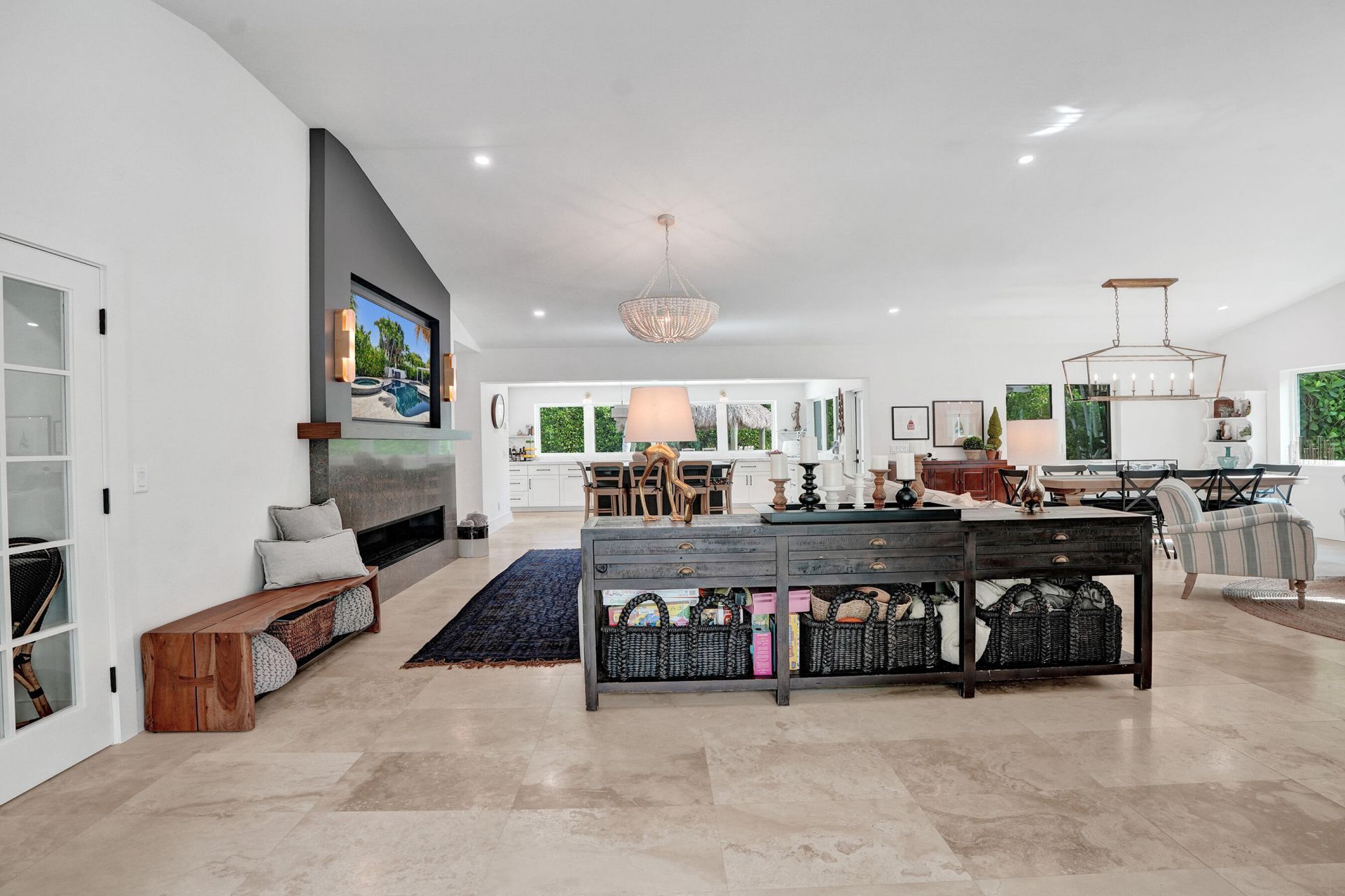 2421 NE 12th Street, Fort Lauderdale, FL 33304 Photo