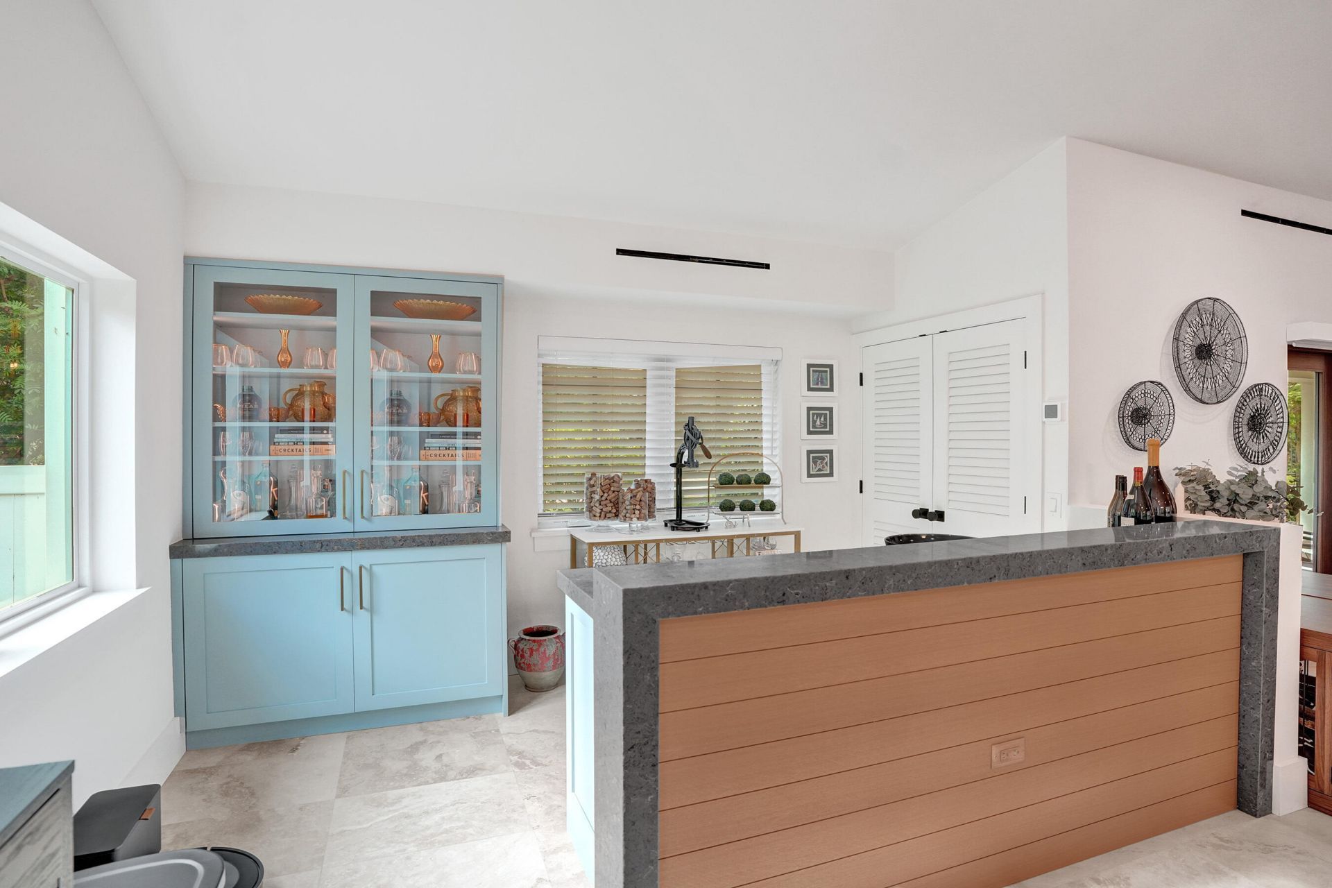 2421 NE 12th Street, Fort Lauderdale, FL 33304 Photo