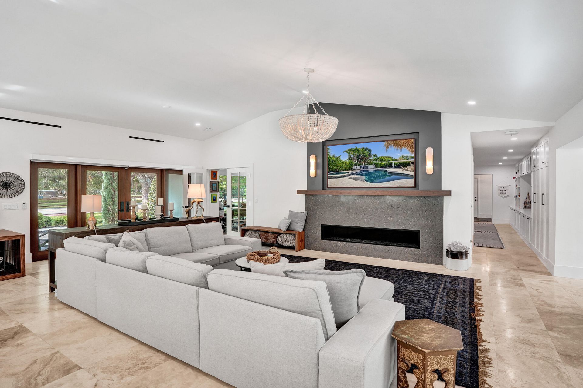 2421 NE 12th Street, Fort Lauderdale, FL 33304 Photo