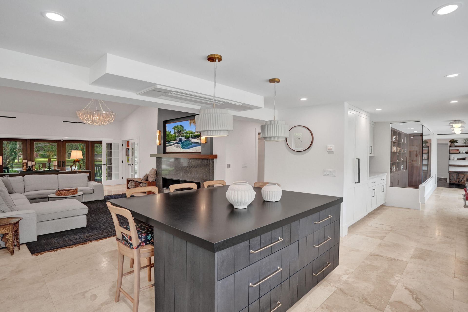 2421 NE 12th Street, Fort Lauderdale, FL 33304 Photo