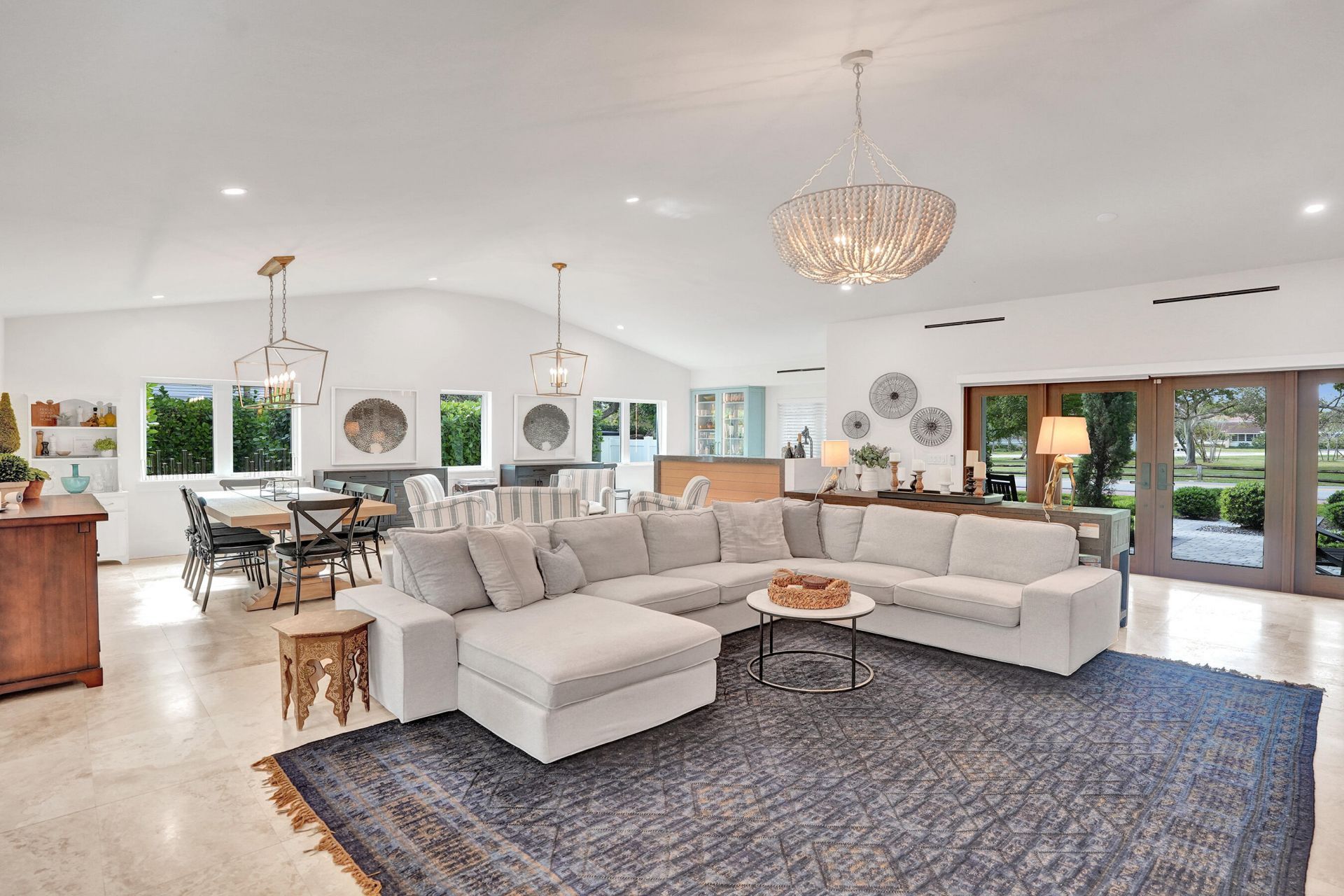 2421 NE 12th Street, Fort Lauderdale, FL 33304 Photo