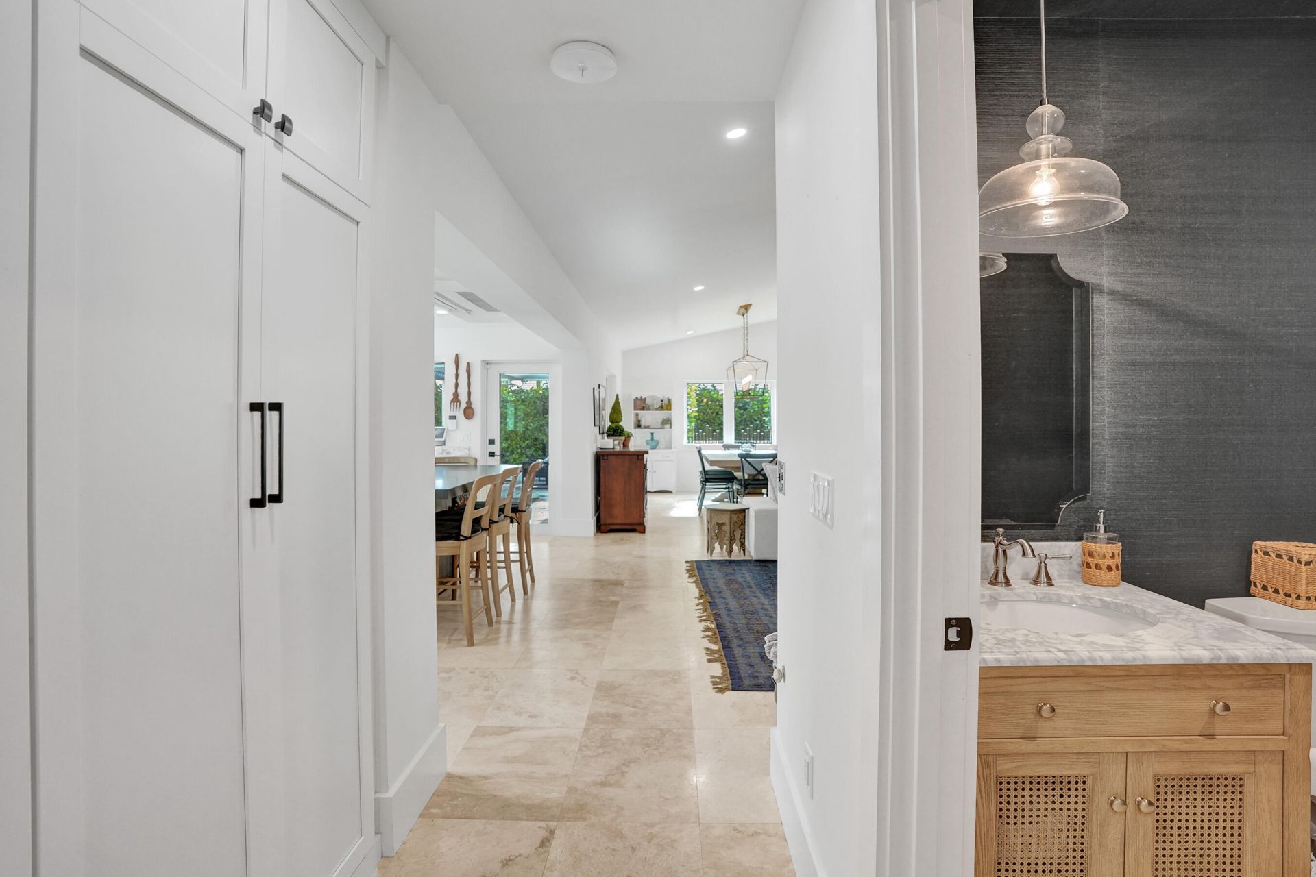 2421 NE 12th Street, Fort Lauderdale, FL 33304 Photo