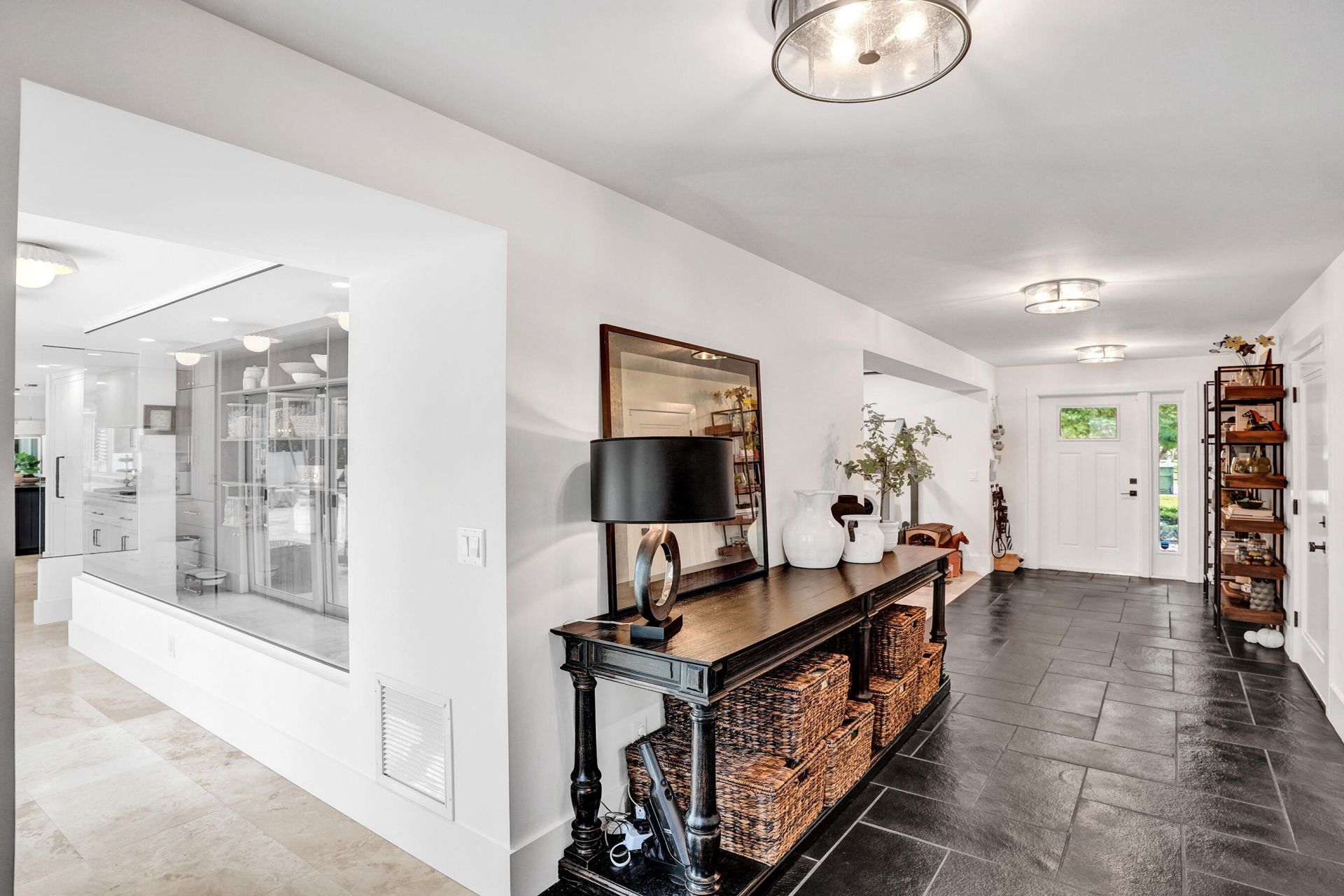 2421 NE 12th Street, Fort Lauderdale, FL 33304 Photo