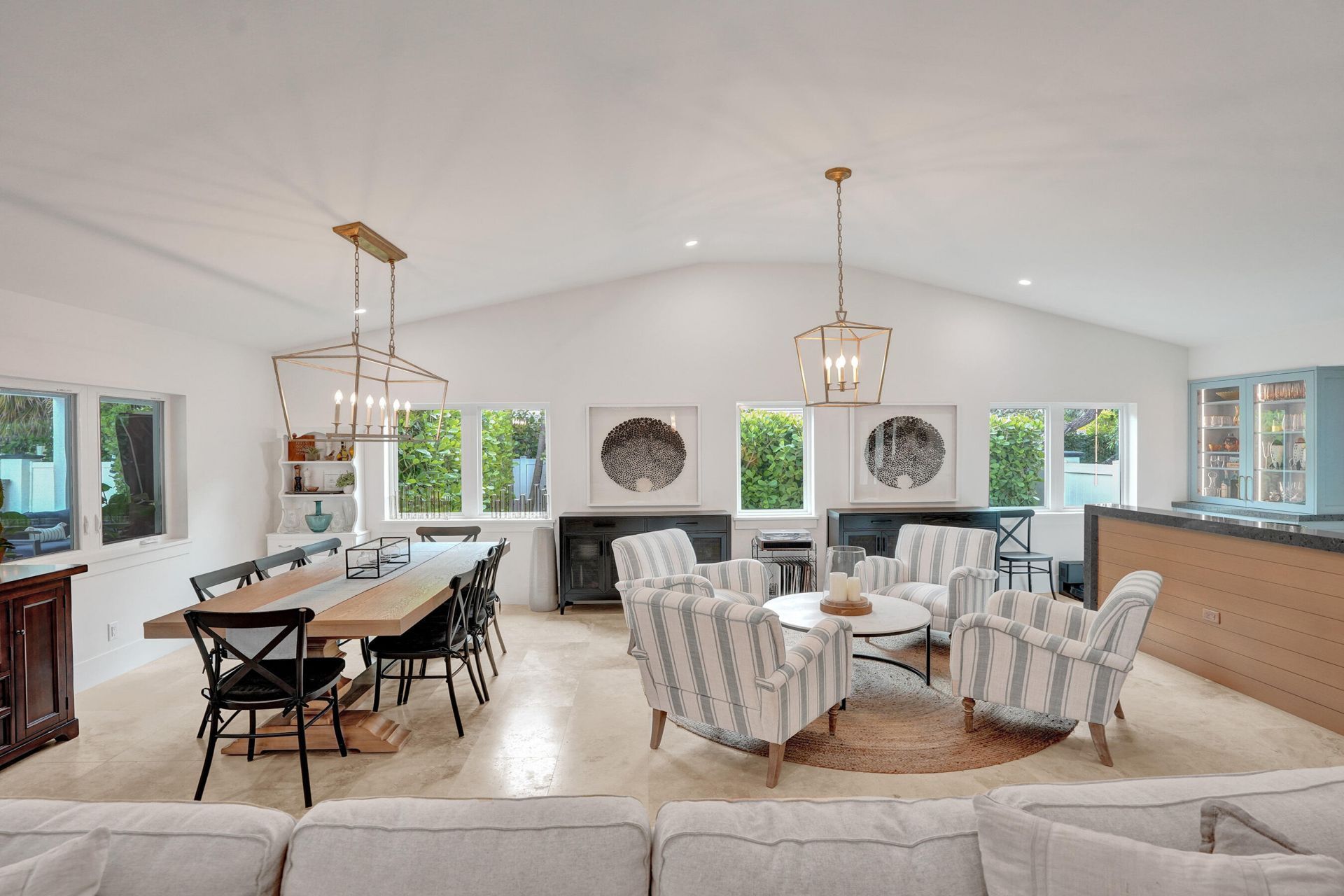2421 NE 12th Street, Fort Lauderdale, FL 33304 Photo