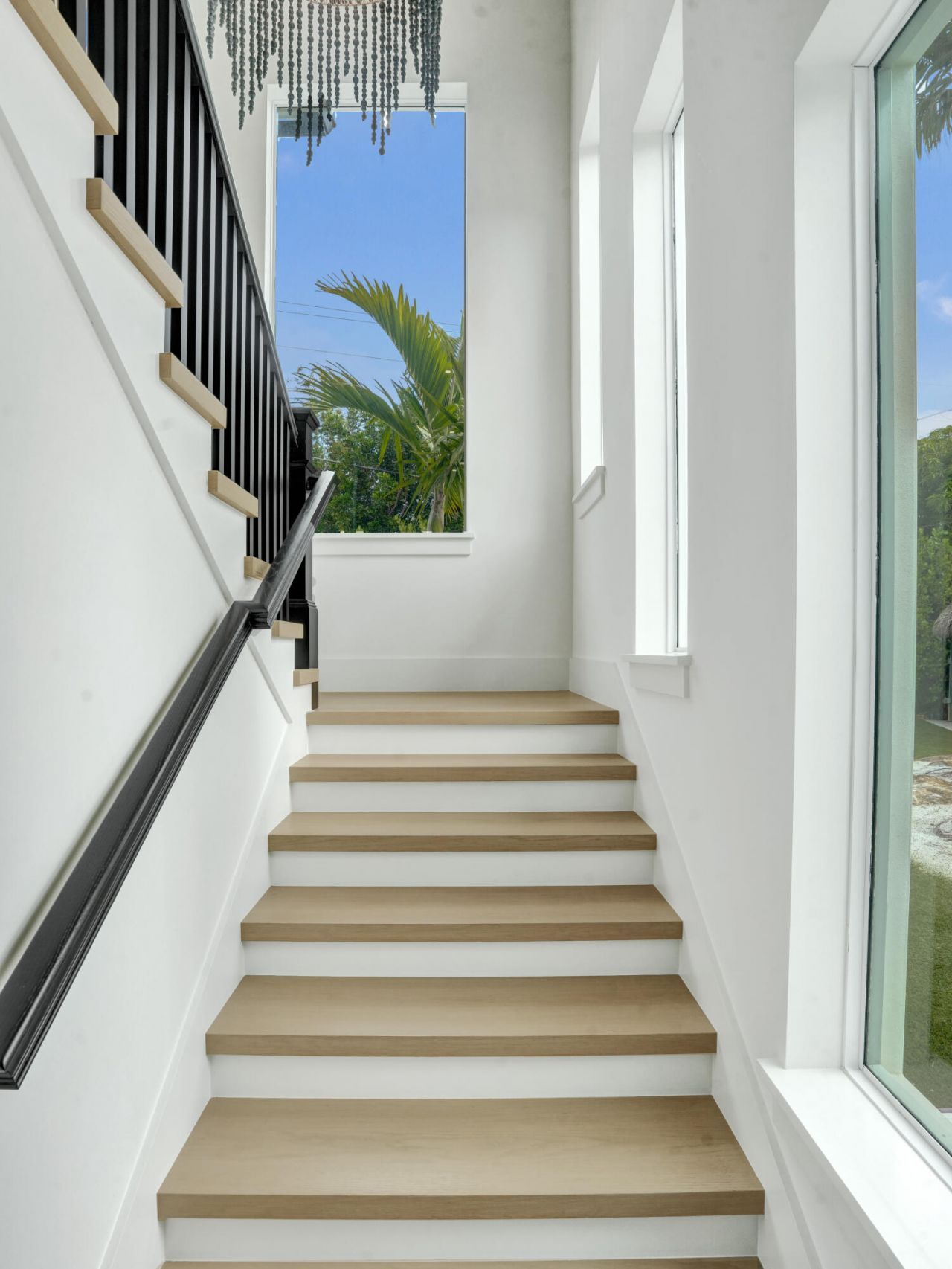 2421 NE 12th Street, Fort Lauderdale, FL 33304 Photo