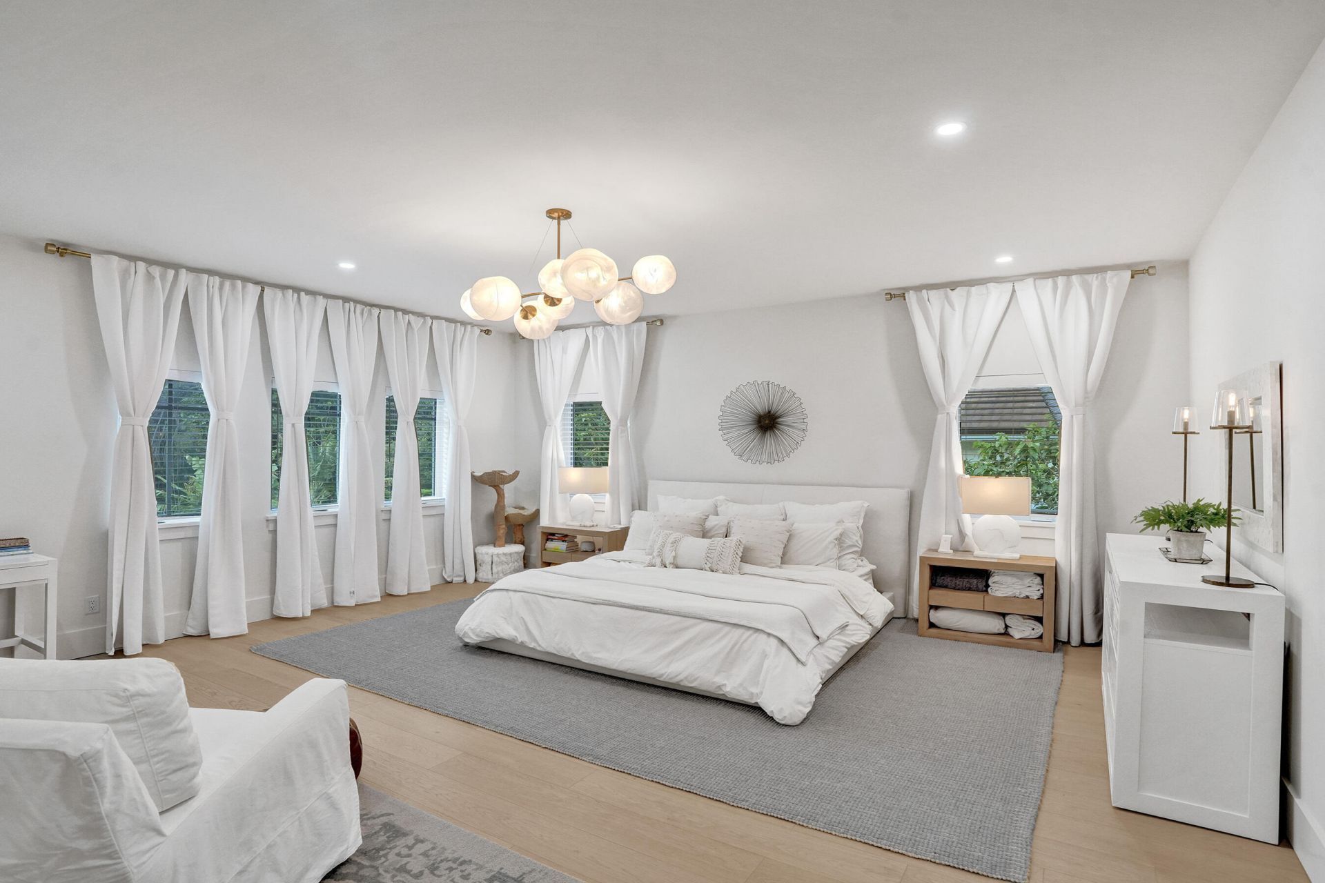 2421 NE 12th Street, Fort Lauderdale, FL 33304 Photo