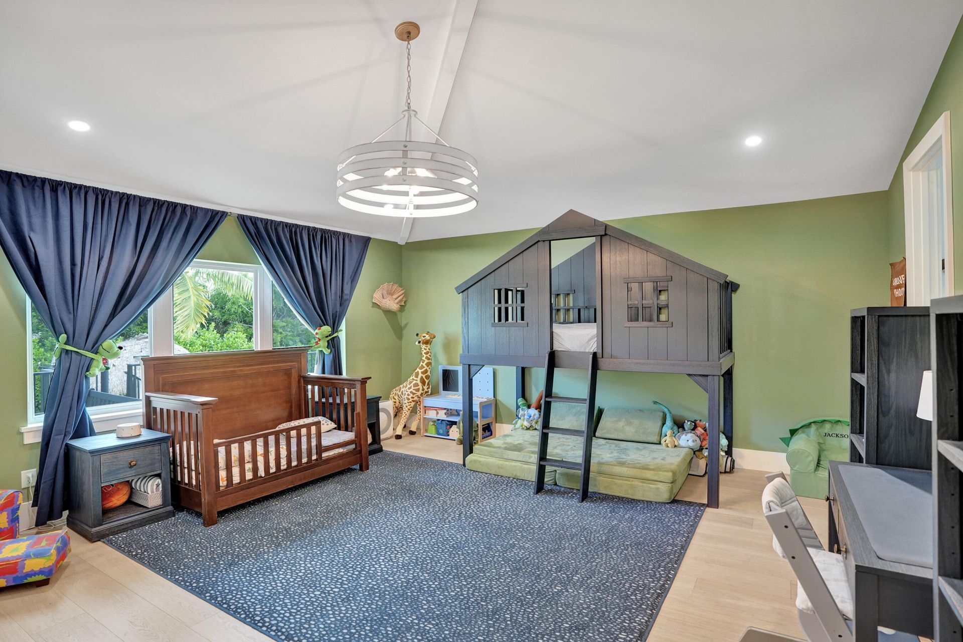 2421 NE 12th Street, Fort Lauderdale, FL 33304 Photo