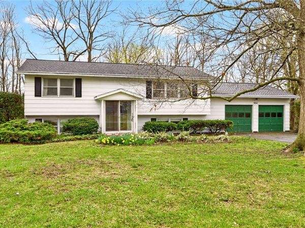 994 Jordan Drive , Palmyra, NY 14522