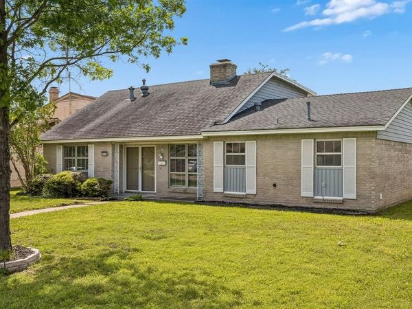 4118 Burning Tree Lane , Garland, TX 75042